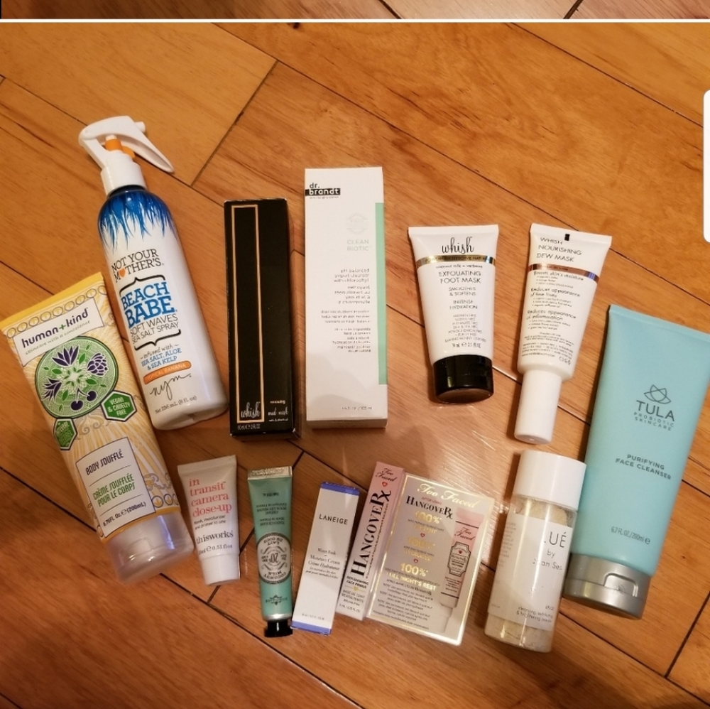 Make up bundle.lot